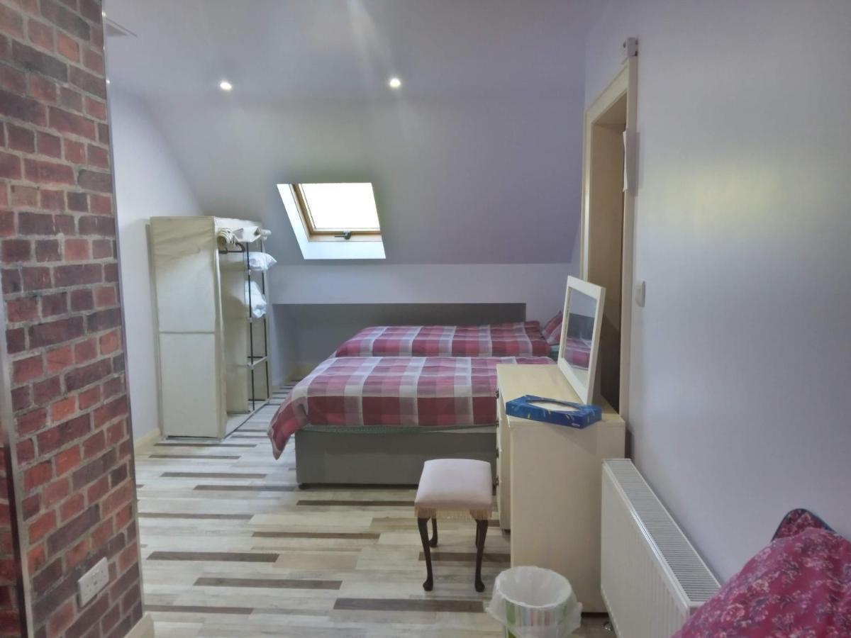 Lyza'S Loft Apartment Kilcoo Ngoại thất bức ảnh